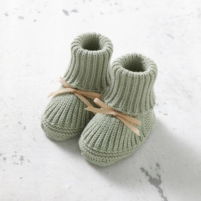 Knitted Baby Boots with Butterfly Knot